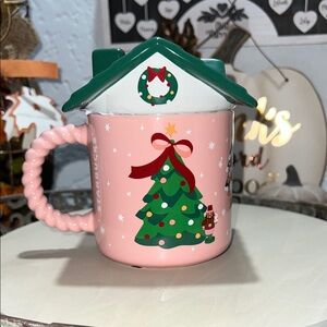 🎄 Starbucks🎁 2025 Holiday Pink Gingerbread House Christmas Ceramic Mug with Lid